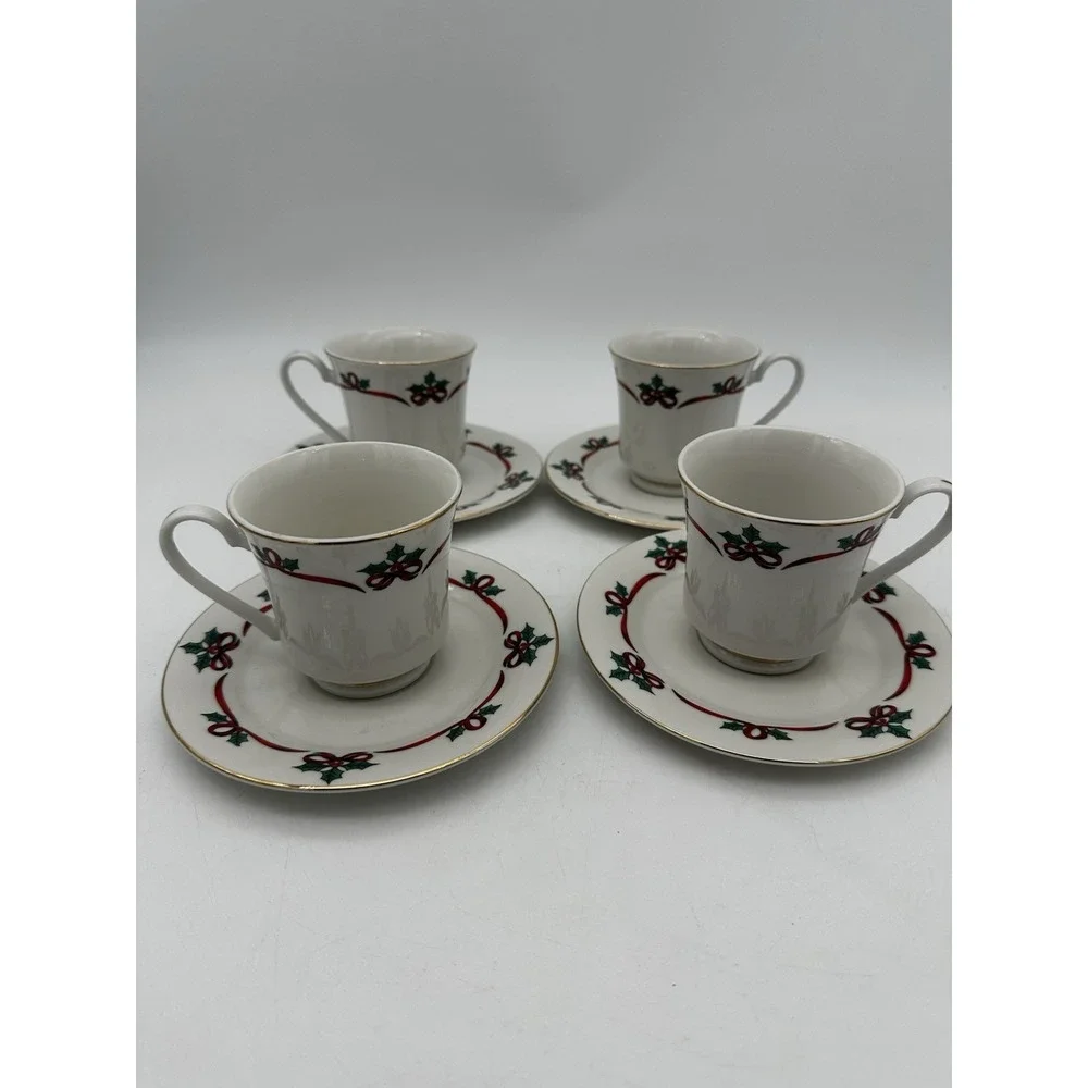 4 Jamestown China Tea Cup & Plates Christmas Ribbons‎ Holly Gold Trim Set